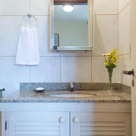 Casa com piscina na melhor localização de Búzios -WIFI 500MB, SMART TV 4K - agua e luz cobrados a parte Exterior foto