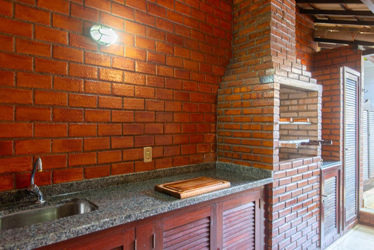 Casa Com Piscina Na Localização De -wifi 500mb, Smart Tv 4k - Agua E Luz Cobrados A Parte * Búzios