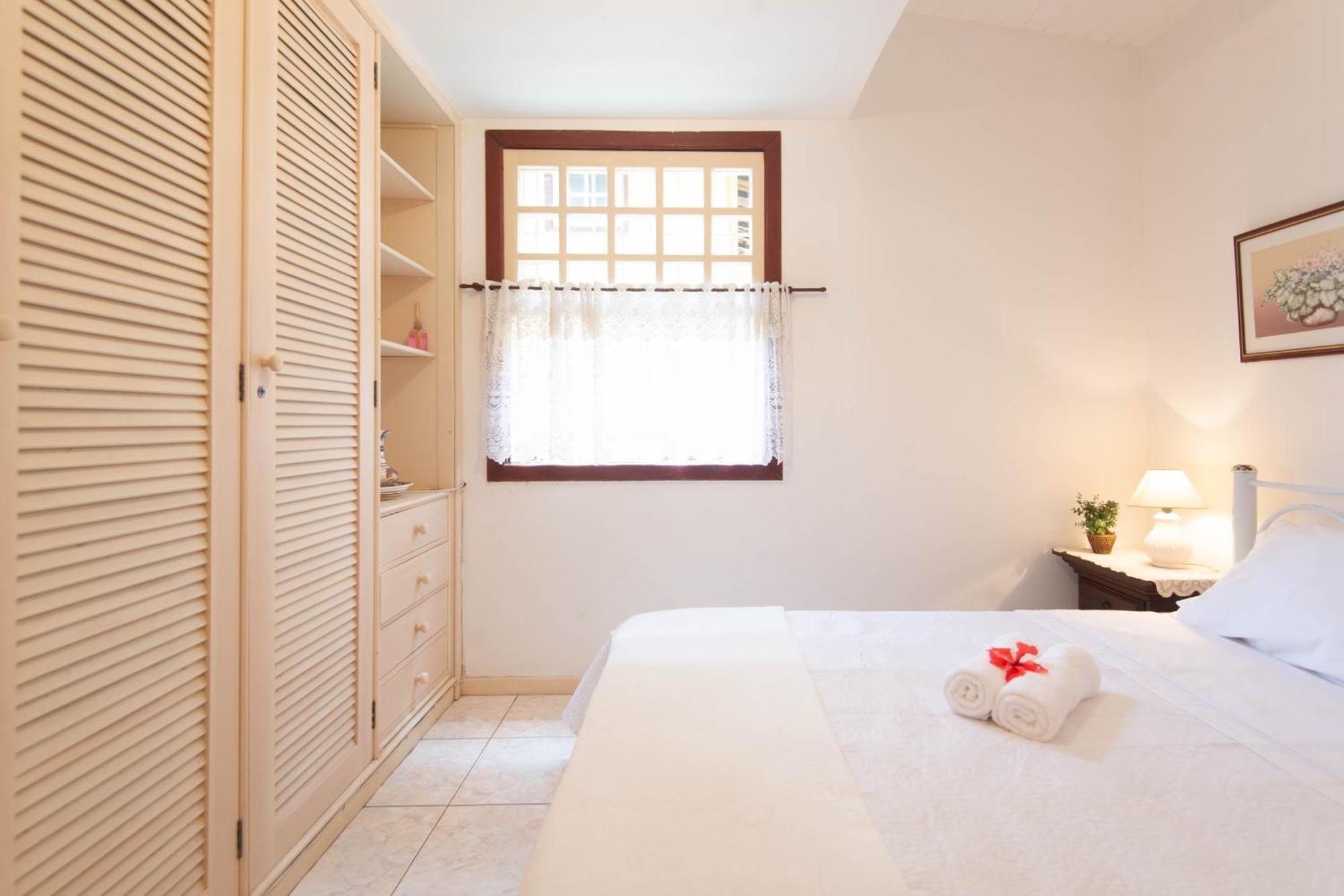 Casa Com Piscina Na Localização De -wifi 500mb, Smart Tv 4k - Agua E Luz Cobrados A Parte Búzios